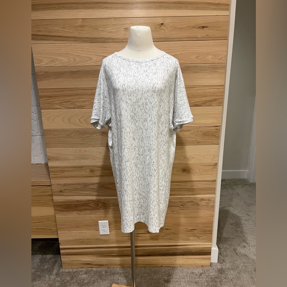NWOT Michael Stars Josie T-Shirt Dress MEDIUM